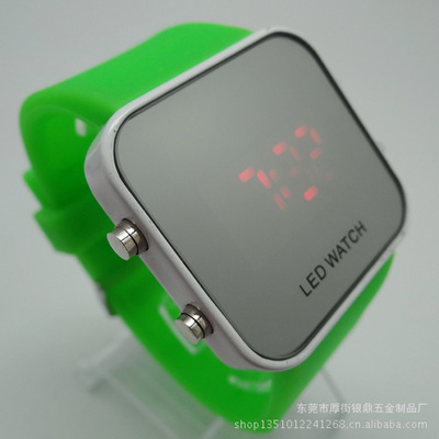 工廠直供 硅膠LED手表，學生市場新風尚